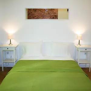 apartment-lea.praguehotelsweb.com/